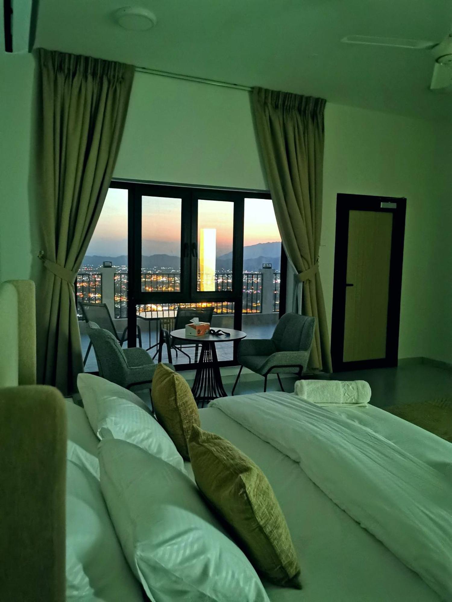 Sunset Sky Hotel Misfāh Kültér fotó
